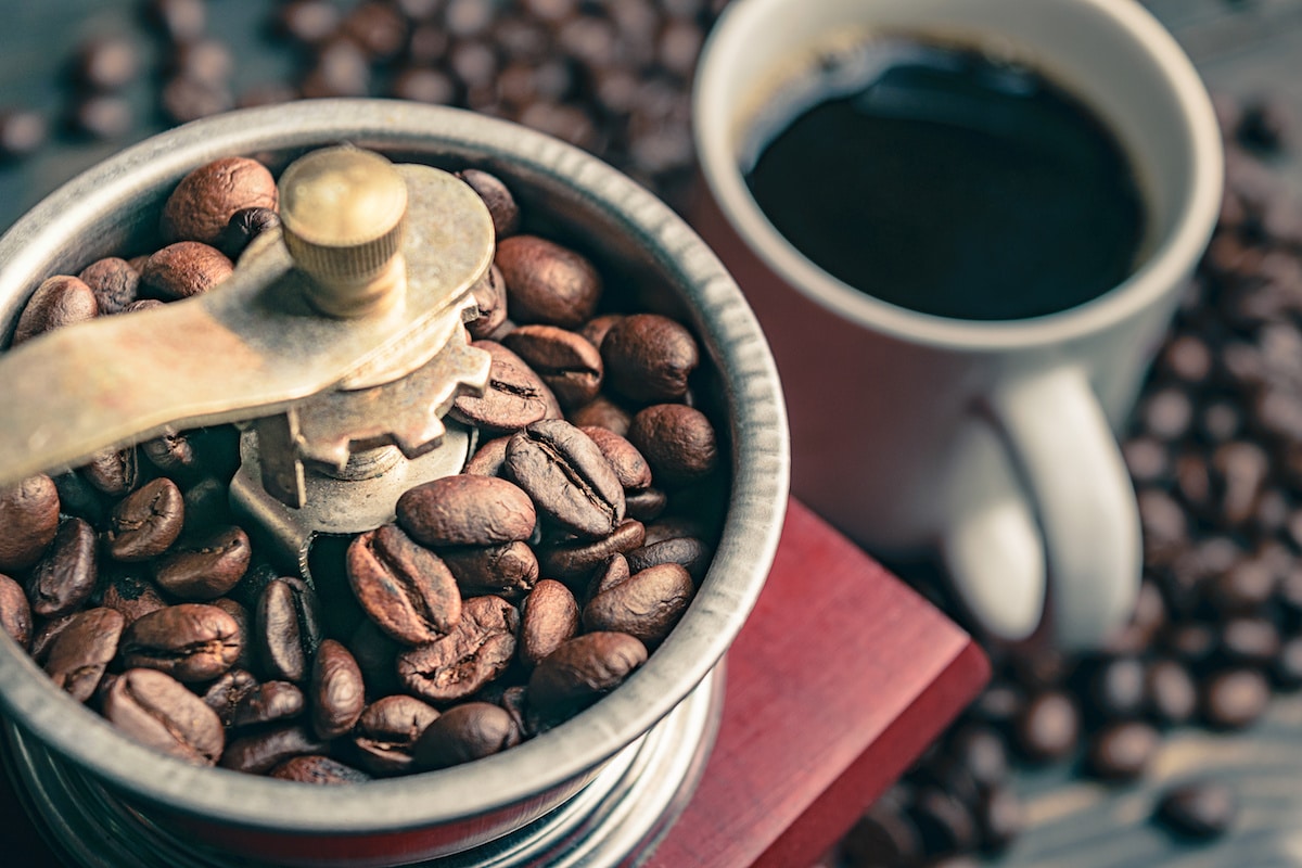 Top 5 Best Travel Coffee Grinders