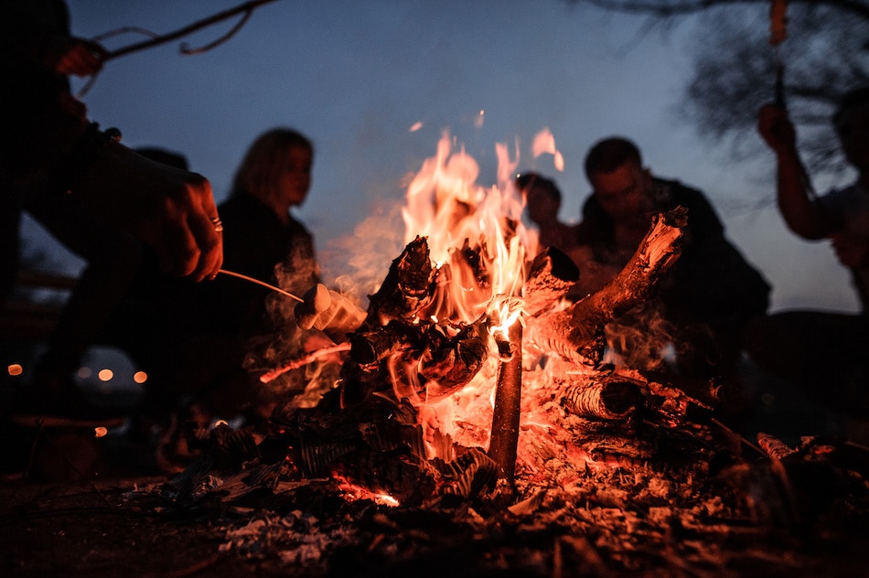 Campfire Safety 101: How to Safely Build and Maintain a Campfire