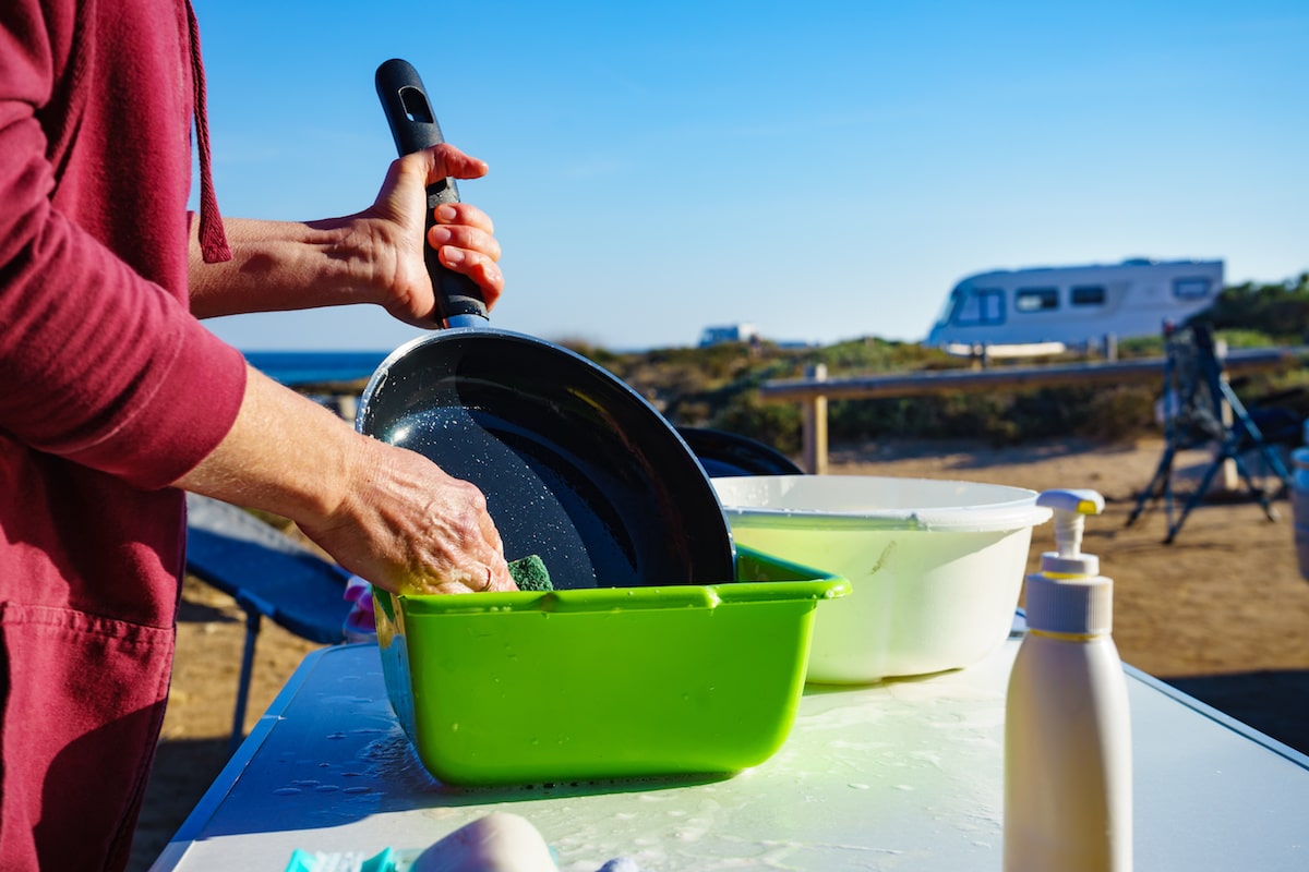 How to Clean Kitchen Camping Equipment Properly