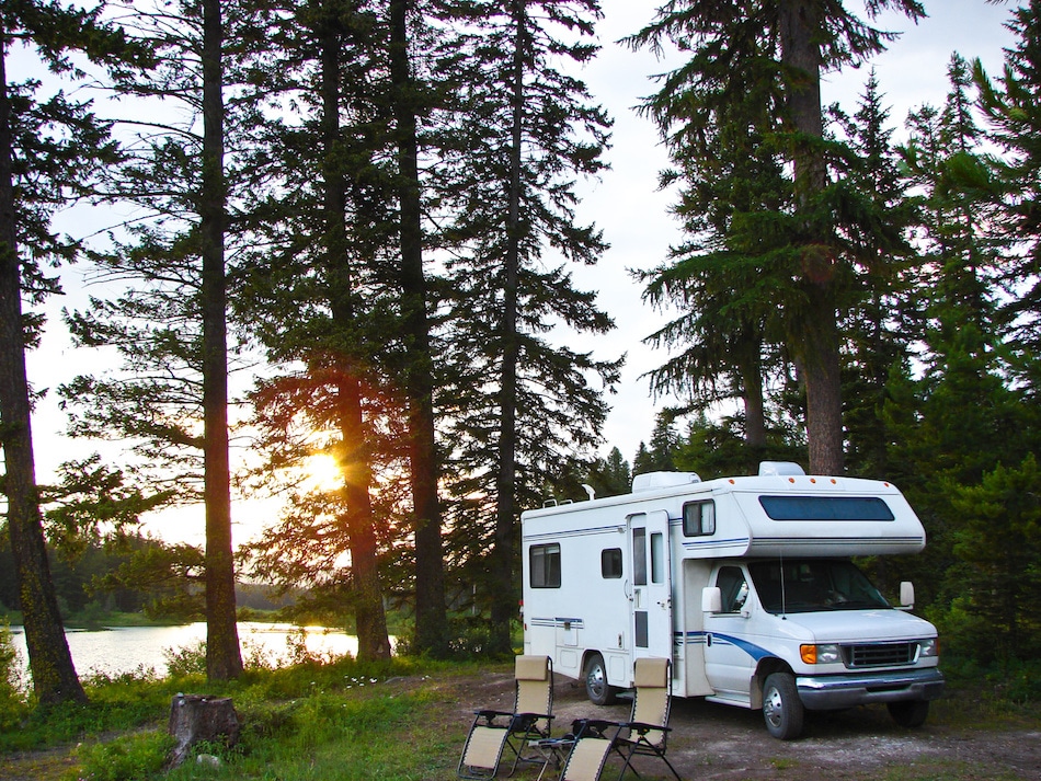Essential Tools to Keep in Your RV for a Smooth Camping Trip